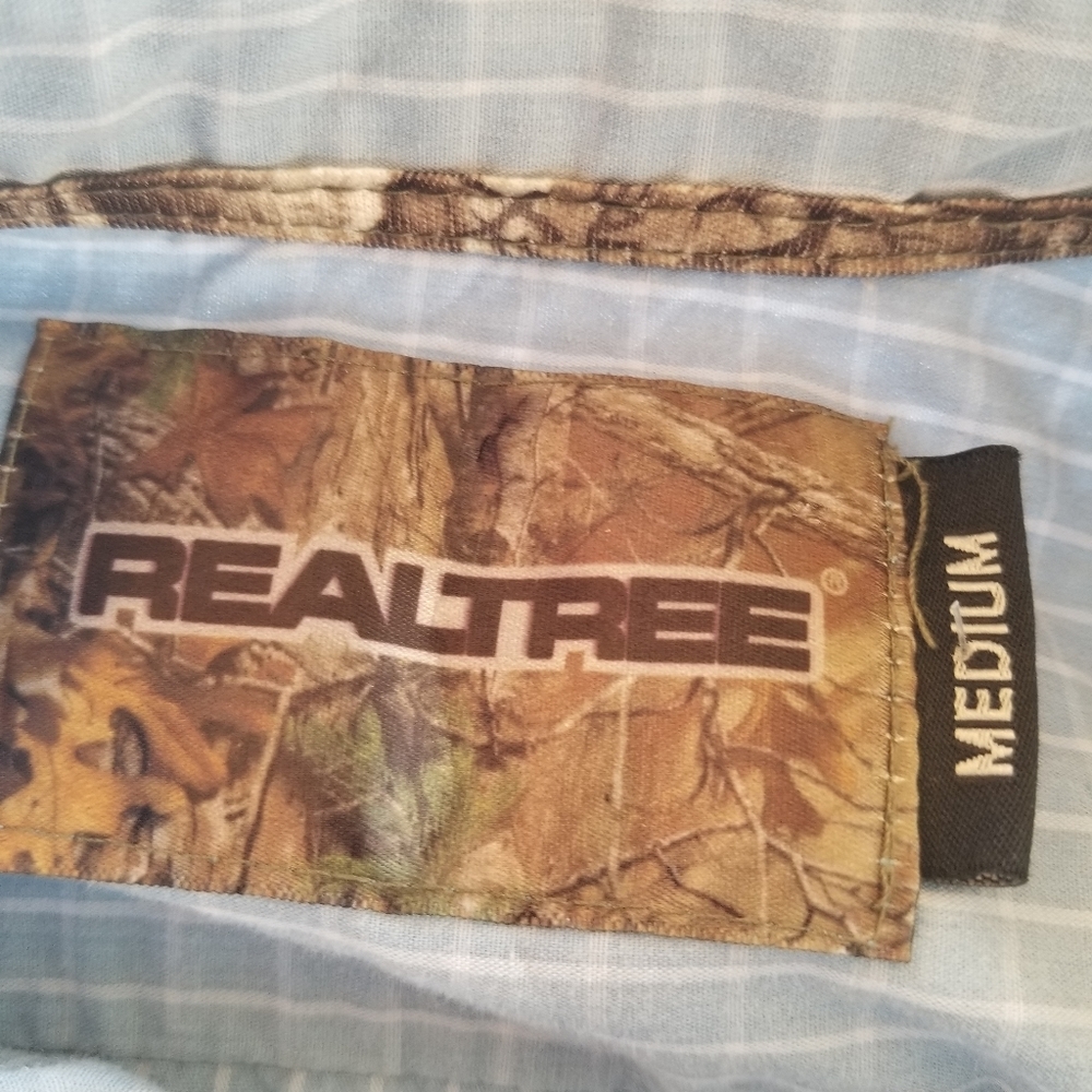 Realtree men's size medium - Picture 6 of 9